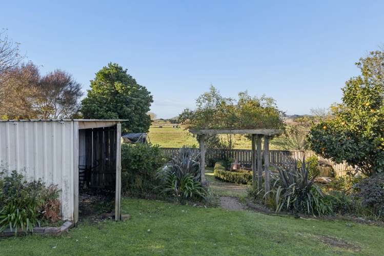 186 Russell Road Huntly_21