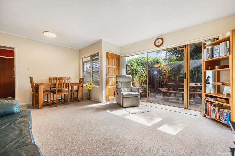 2/172 Pigeon Mountain Road Half Moon Bay_7