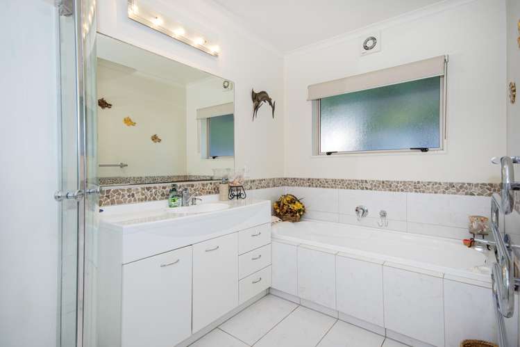 3 Rainbow Place Onerahi_12
