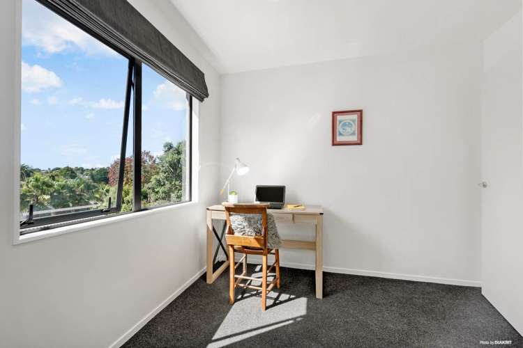 6a Tallington Crescent Torbay_14