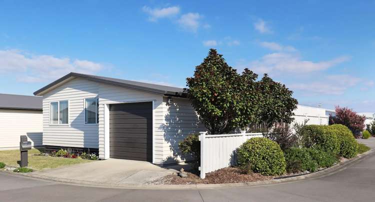 Unit 202/11 Kamahi Crescent_0