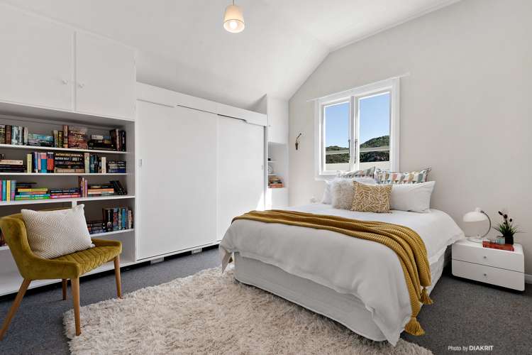 11 Dover Street Island Bay_9