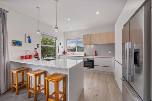 18 Corsair Crescent Burleigh_2