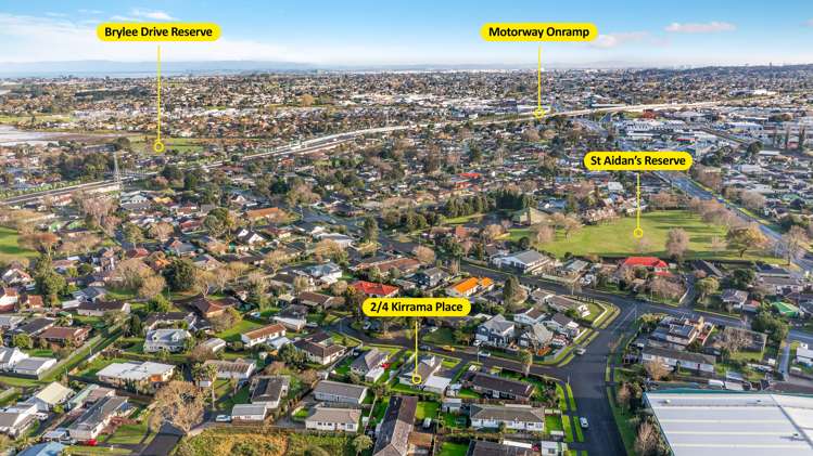 2/4 Kirrama Place Conifer Grove_11