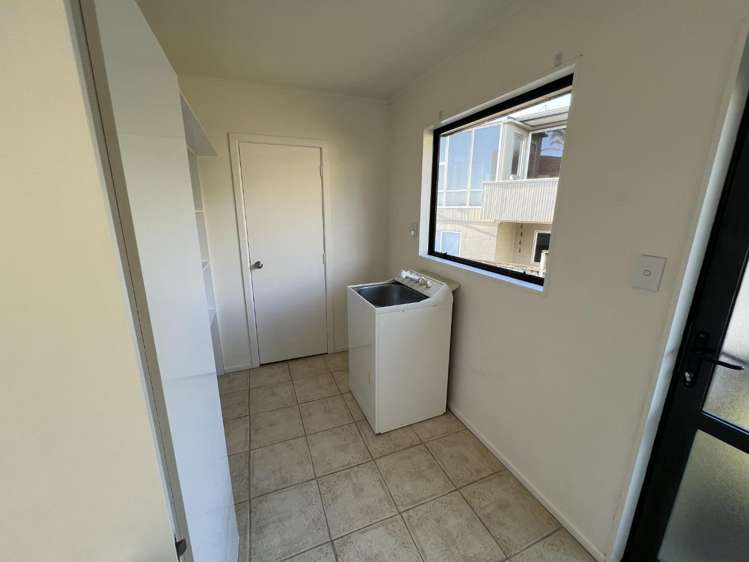 10 Duncansby Road Stanmore Bay_6