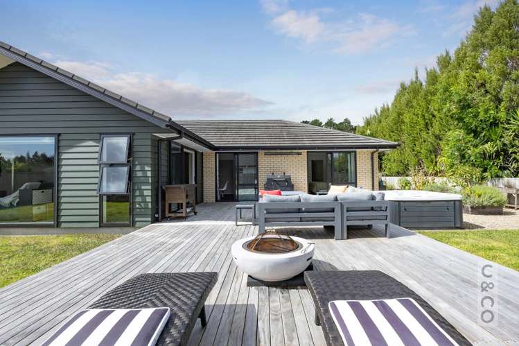 28 Leebank Crescent Riverhead_1