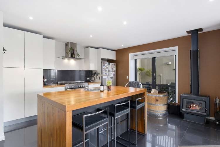 49b Dart Place Fernhill/Sunshine Bay_4