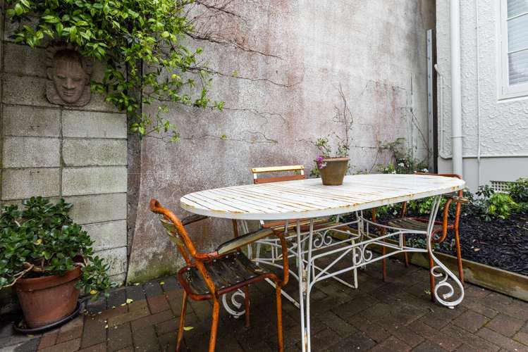 541a Marine Parade Napier South_17