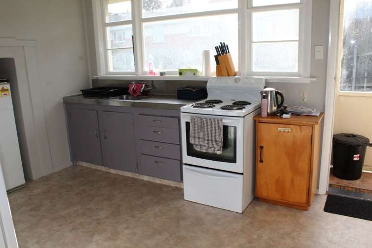 3 Waldron Crescent Green Island_5