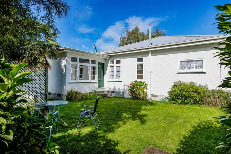 2 Lansdowne Crescent Masterton_18