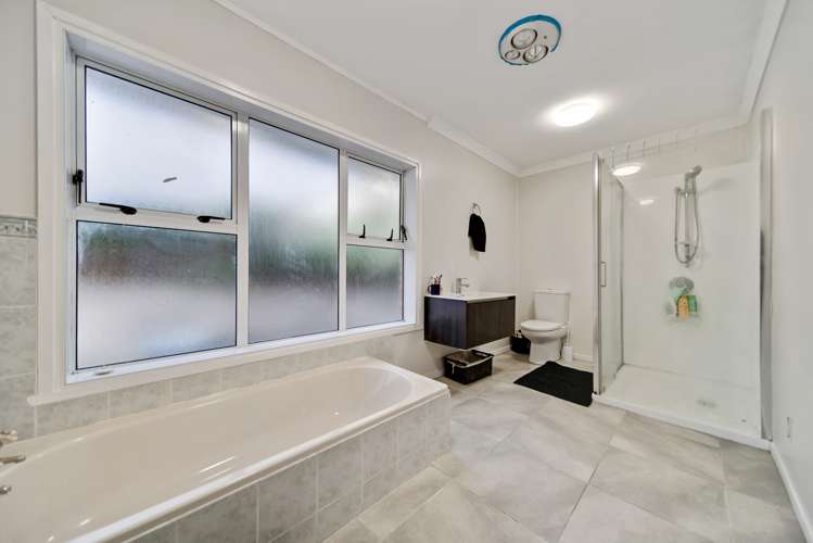 15 Prangley Avenue Mangere_15