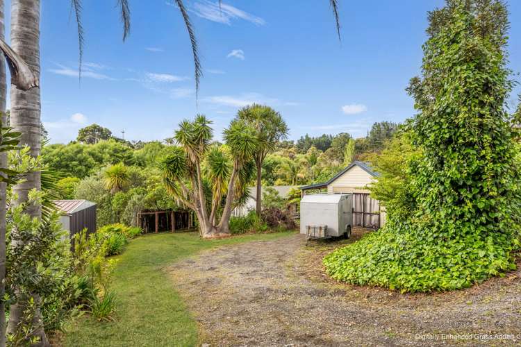 99 Main Road Tairua_33