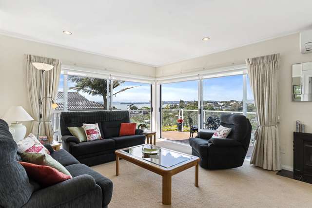 1/7 Colmar Road Mellons Bay_4