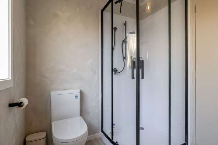 422a Botanical Road West End_38