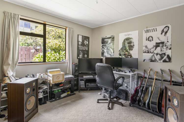 1/7 Waipori Place Glenwood_6