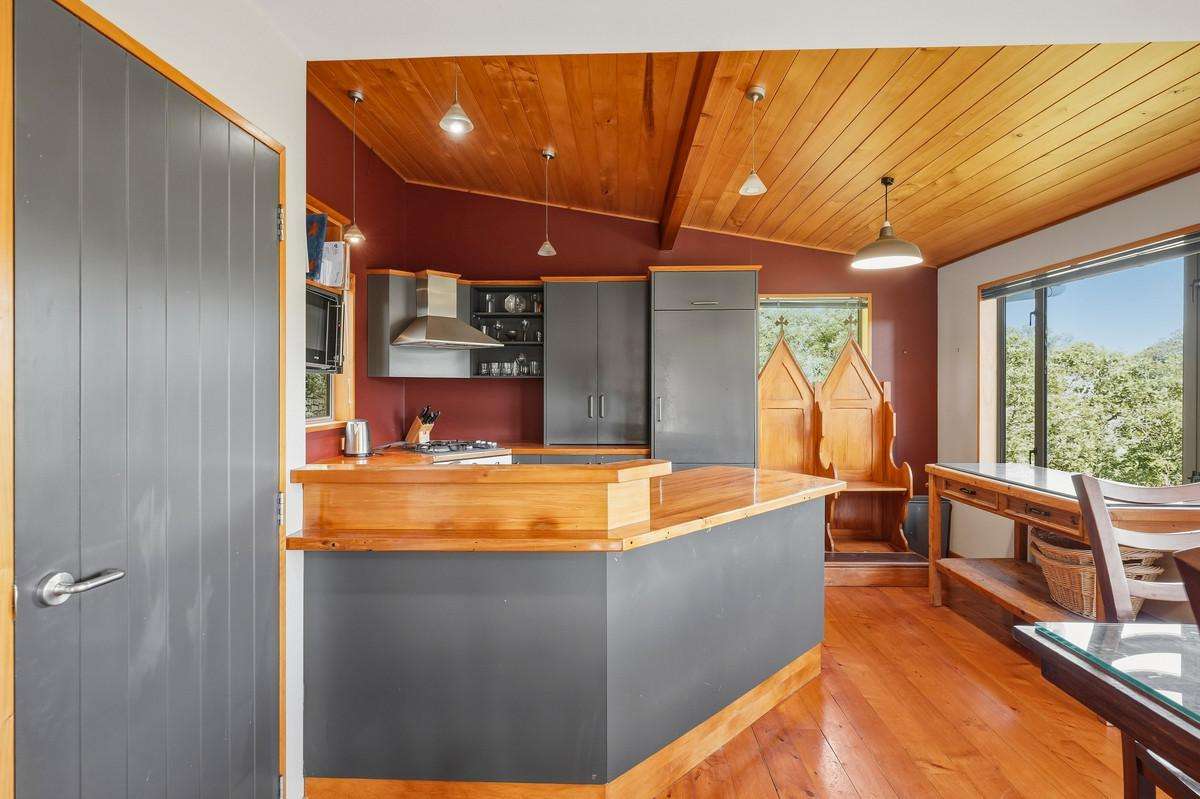 30 McIntosh Road_4