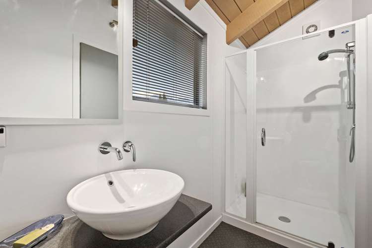 1a Peregrine Place Queenstown_11