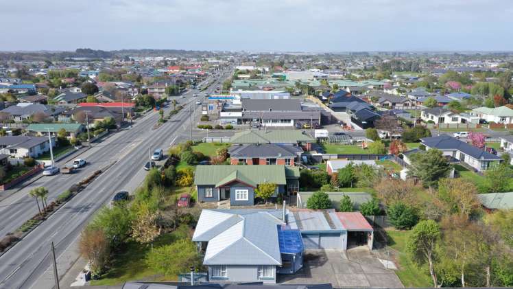 400 North Road Waikiwi_36