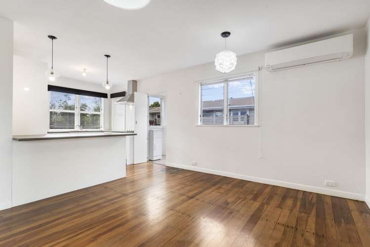 69 Matipo Road Te Atatu Peninsula_9