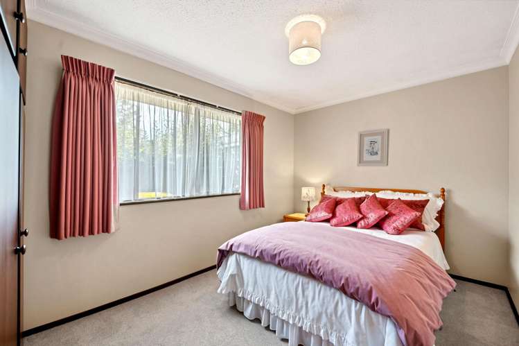 2/30 Strickland Street Somerfield_14