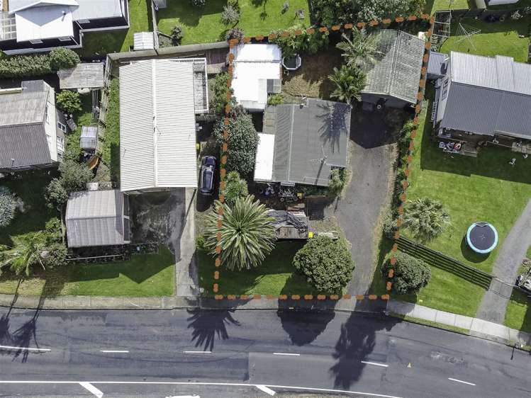 3 Clarks Beach Road Clarks Beach_16