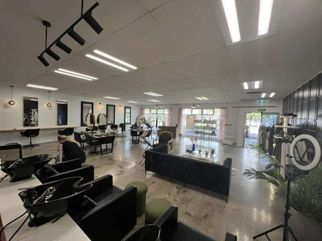 Ground Floor, 6 Lyttelton Avenue Porirua_4
