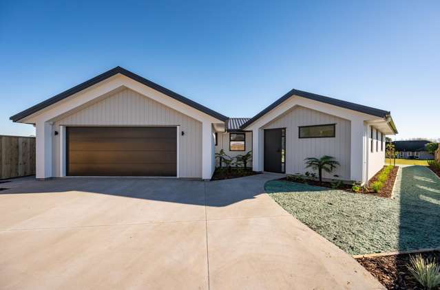 Stylish, Spacious & Finished to Perfection!