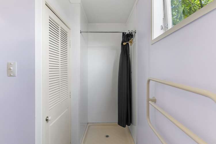 12 Pohutukawa Road Beachlands_16