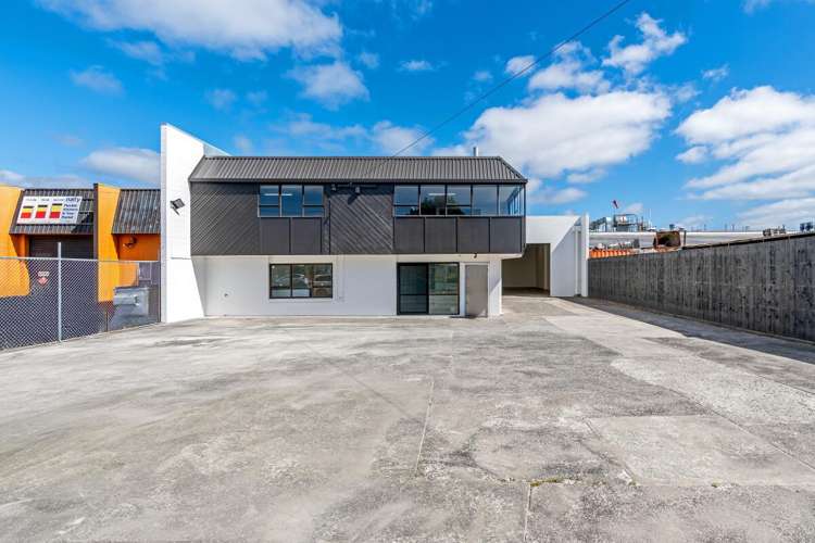 13 Bruce McLaren Road Henderson_2