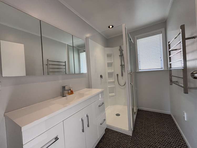 140 Terry Street Blockhouse Bay_9