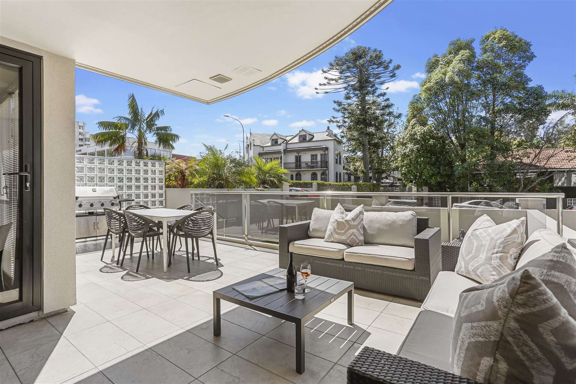 GC/175 Hurstmere Road Takapuna_0