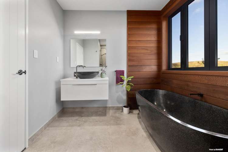 152 Highway 22 Pukekawa_8