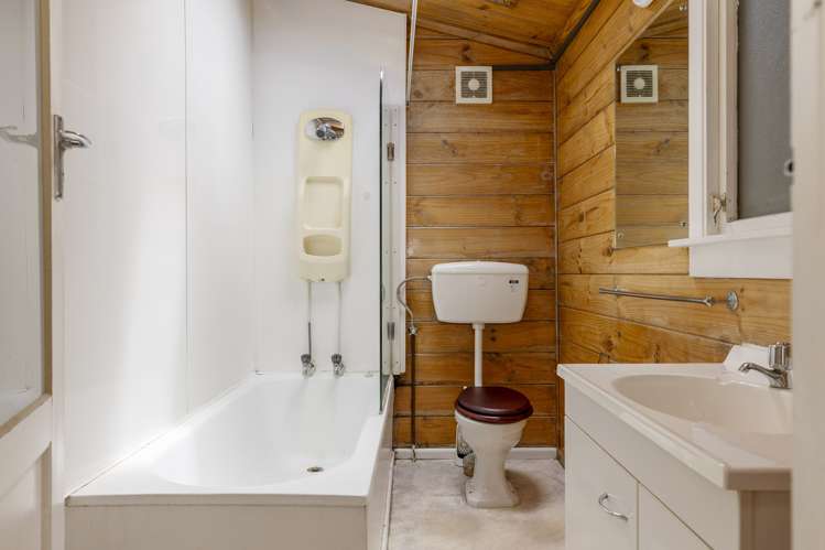 47 Whakaipo Avenue Taupo Central_13