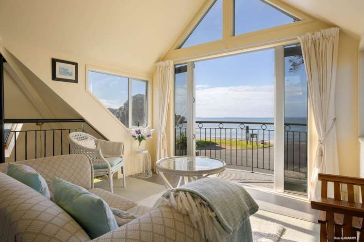 39 Arkles Strand Arkles Bay_10