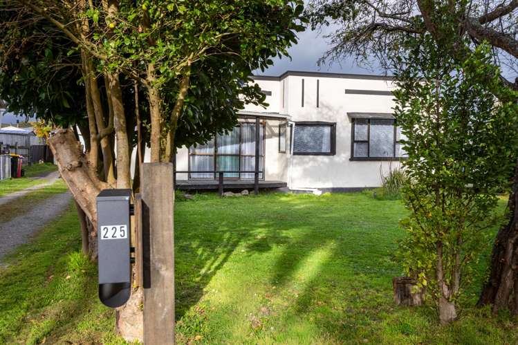 225 Main Street Pahiatua_14