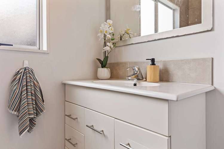 74a Hammond Street Hairini_13