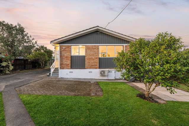 2/17 Roberts Road Te Atatu South_2