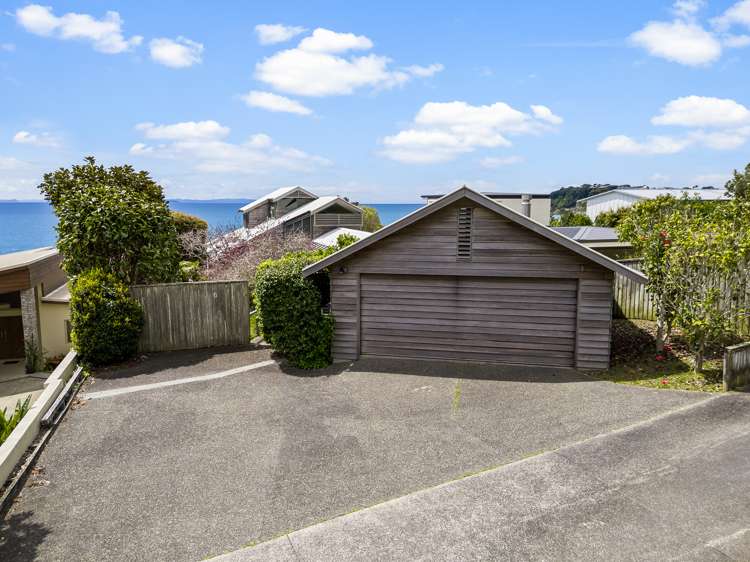 6 Joydon Place Stanmore Bay_23