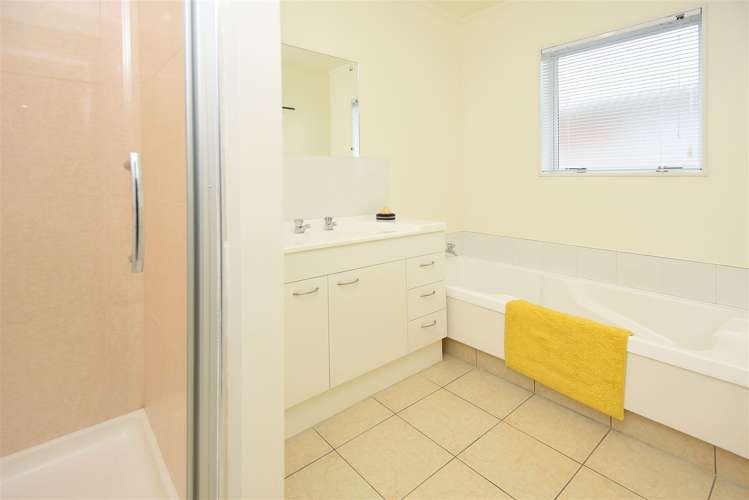 2/23a Hill Road Hillpark_9