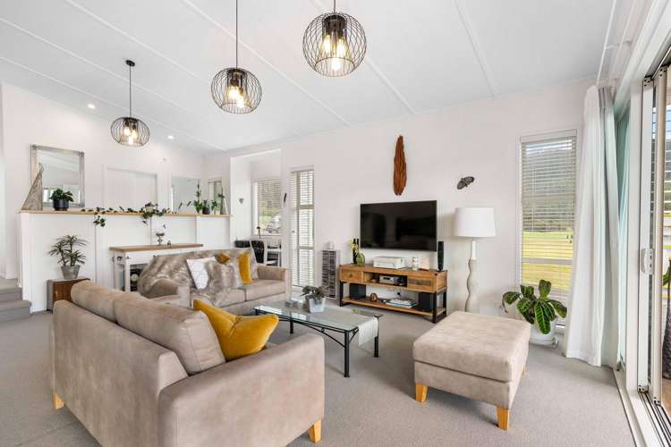 9 Sanctuary Cove Pauanui_7