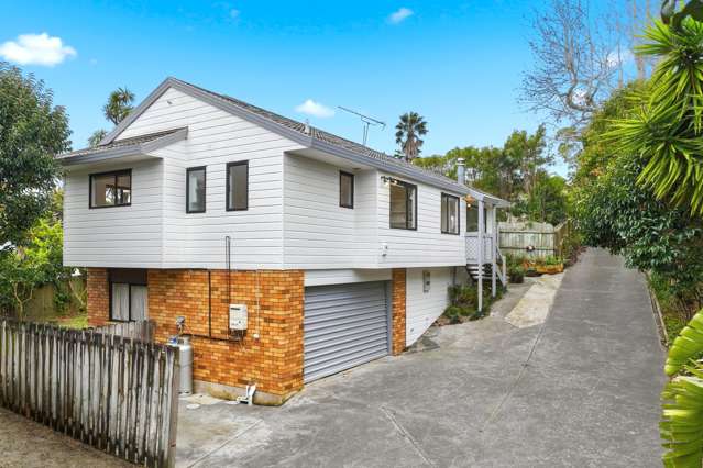 Convenient Howick Living - Must Sell!