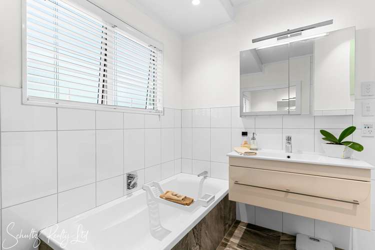 2 Cliff Street Paparoa_20