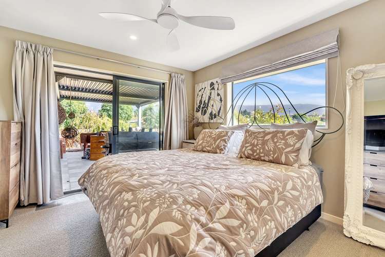 10 Ethereal Crescent Cromwell_8