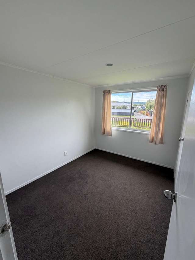  13 Charles Road Hannahs Bay_3