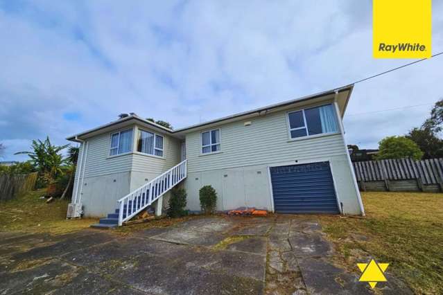 Spacious 4-Bed, 1-Bath Home in Glen Eden!