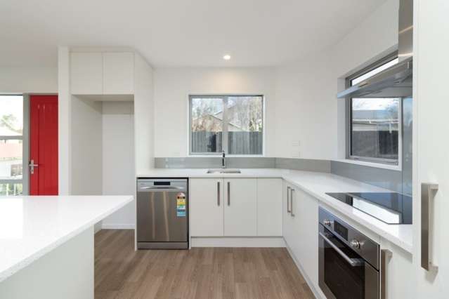 1/7 Bolton Avenue 10222_2
