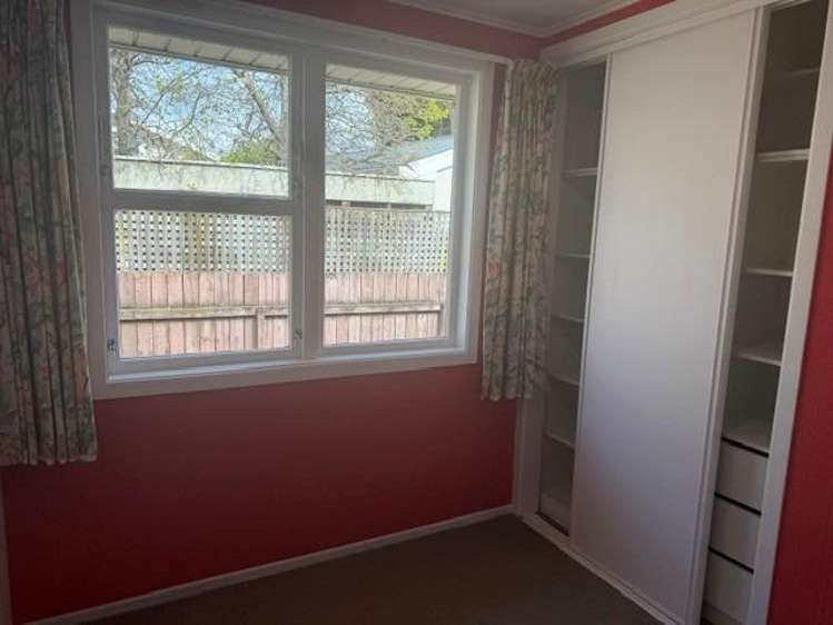 2/15a Holsworthy Road Lower Vogeltown_21