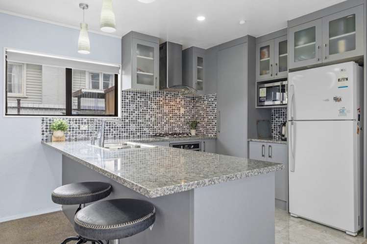 2/86 Alfriston Road_3