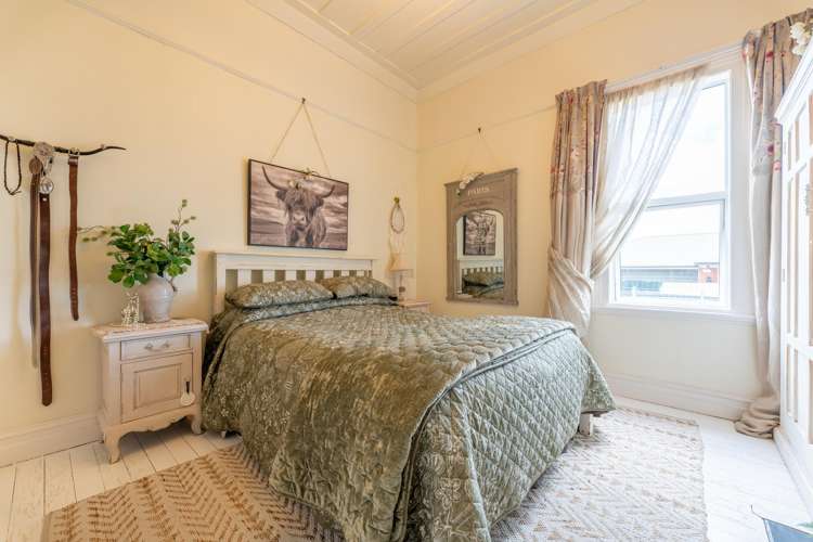 55 Rathmore Street West End_15