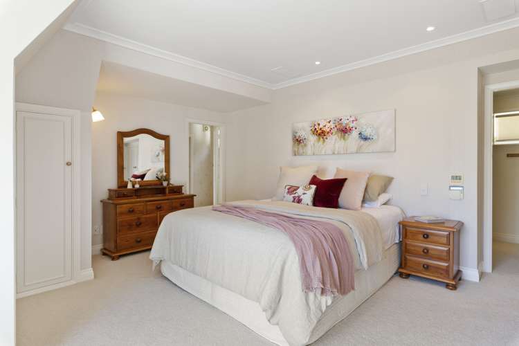 11 Francis Bell Grove Lowry Bay_8